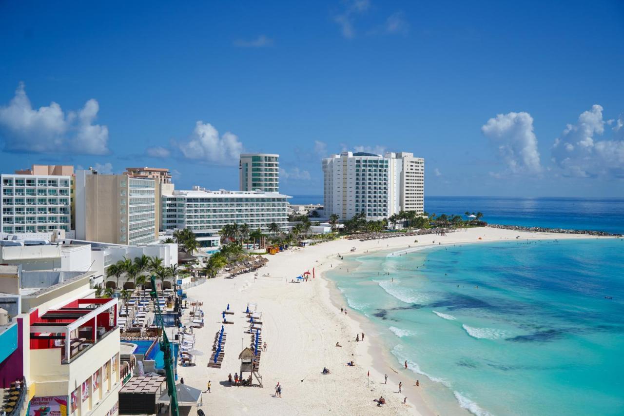 Luxury Caribbean Condos By Salvia Cancun Beachfront المظهر الخارجي الصورة