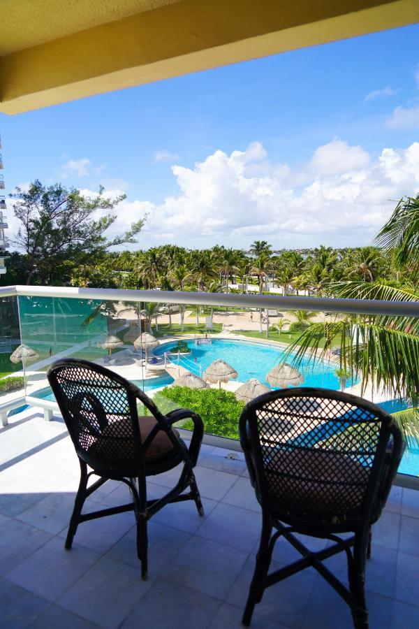 Luxury Caribbean Condos By Salvia Cancun Beachfront المظهر الخارجي الصورة